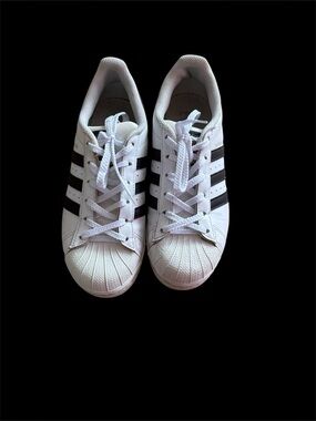 Adidas Superstar Foundation Boys Size 5.5Y White Black Walking Shoes Sneakers